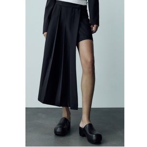 NWT Zara Asymmetric Box Pleated Skirt Bloggers Fav Navy Blue Size XS